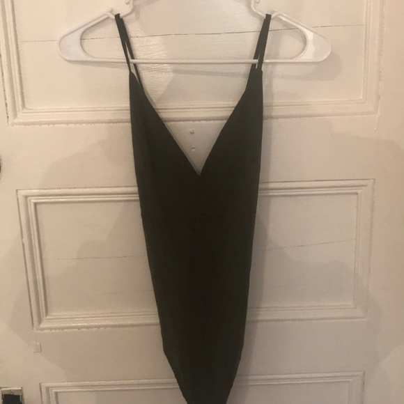 Green velvet cross back body suit - Picture 2 of 3